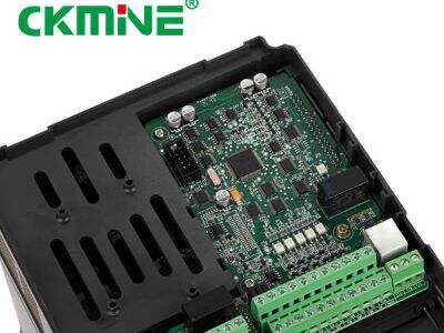 Cur Elevator Inverter Verticalem Transportem Suavem Confirmat