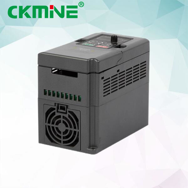 Advantages of MPPT Solar Charge Controller 100A
