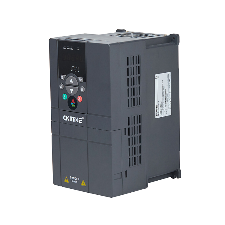 CKMINE SP800 PV&MAIN Simultanea Connexio 5.5KW 7.5HP 3 Phasus MPPT Solaris Aqua Turgor Frequens Inversor pro Irrigatione Systema