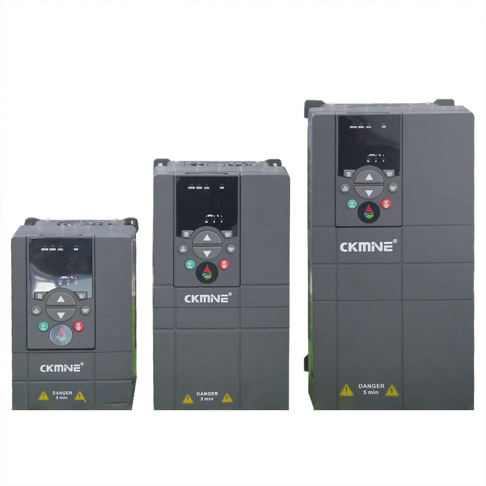 Novus Adventus SP800-2R2G-4 Solaris Pumps Motor Currentis Output 5.5A Trifasium Inverter 380v Converter Vfd pro Pompa
